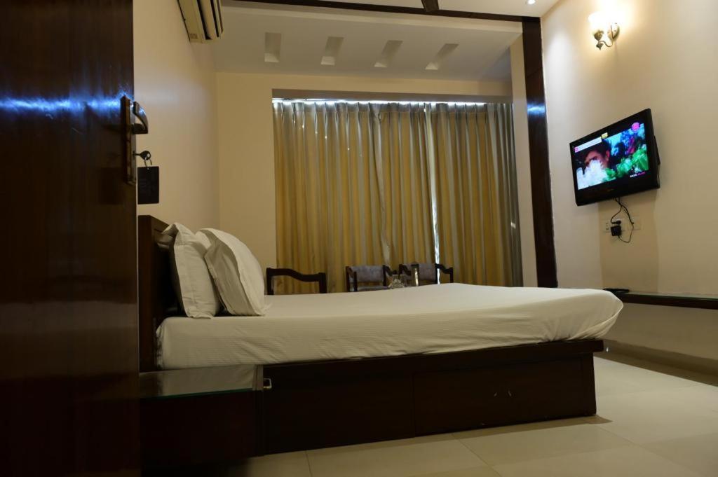 Hotel Maharani Regency Panchkula Exterior foto